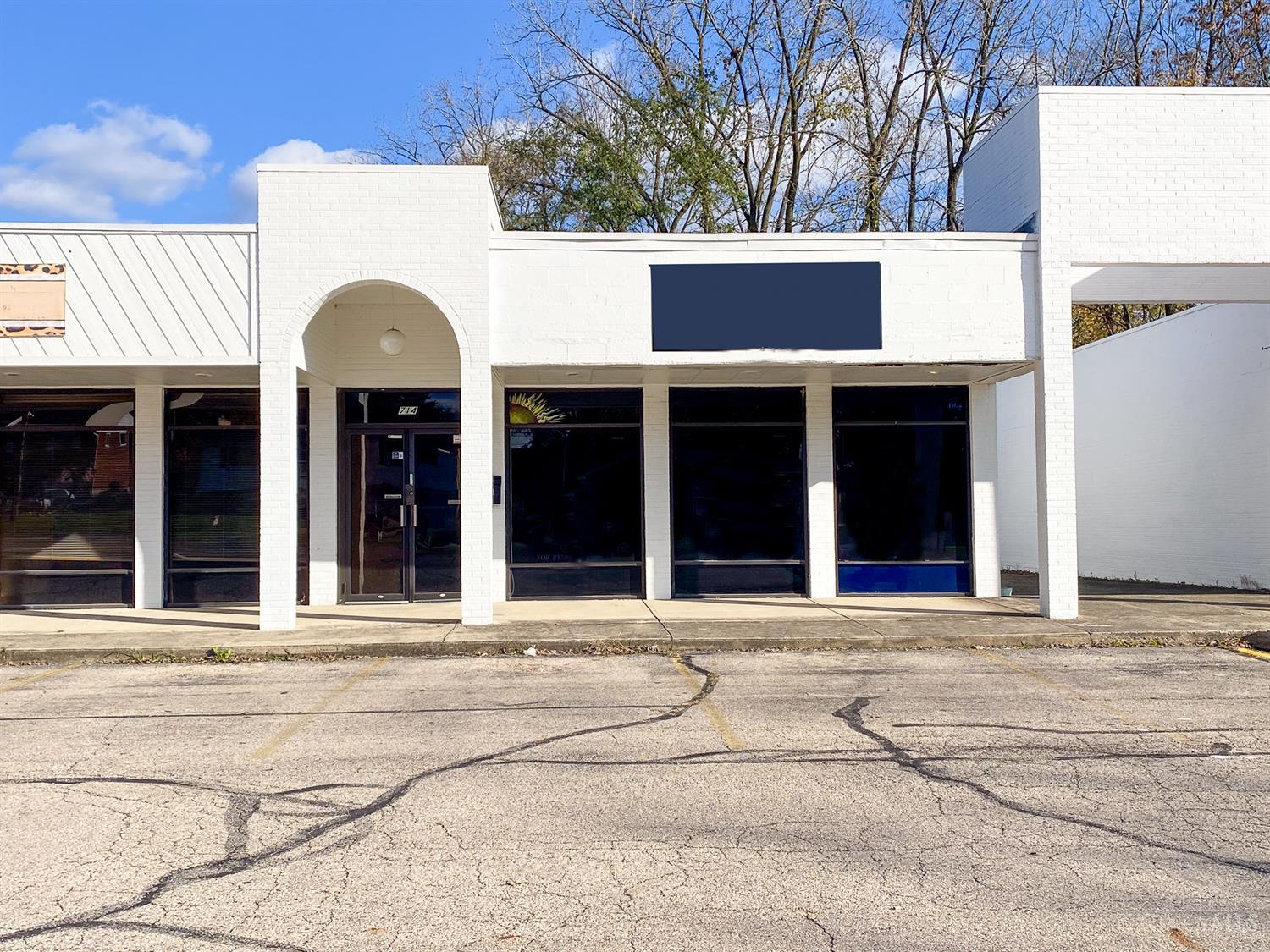 Photo of 714 N Heincke Rd, Miamisburg, OH 45342
