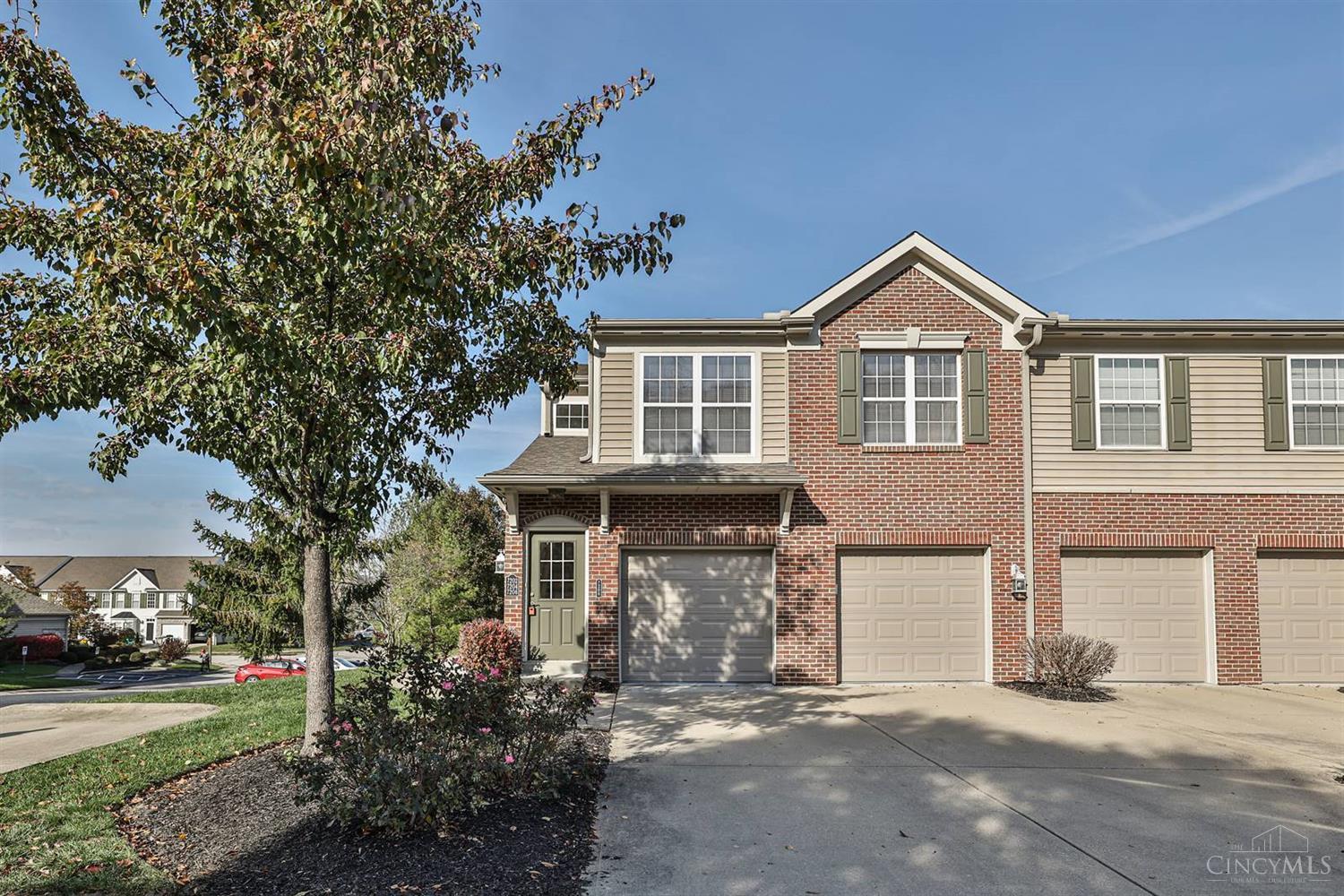 Photo of 7208 English DR, Cincinnati, OH 45244