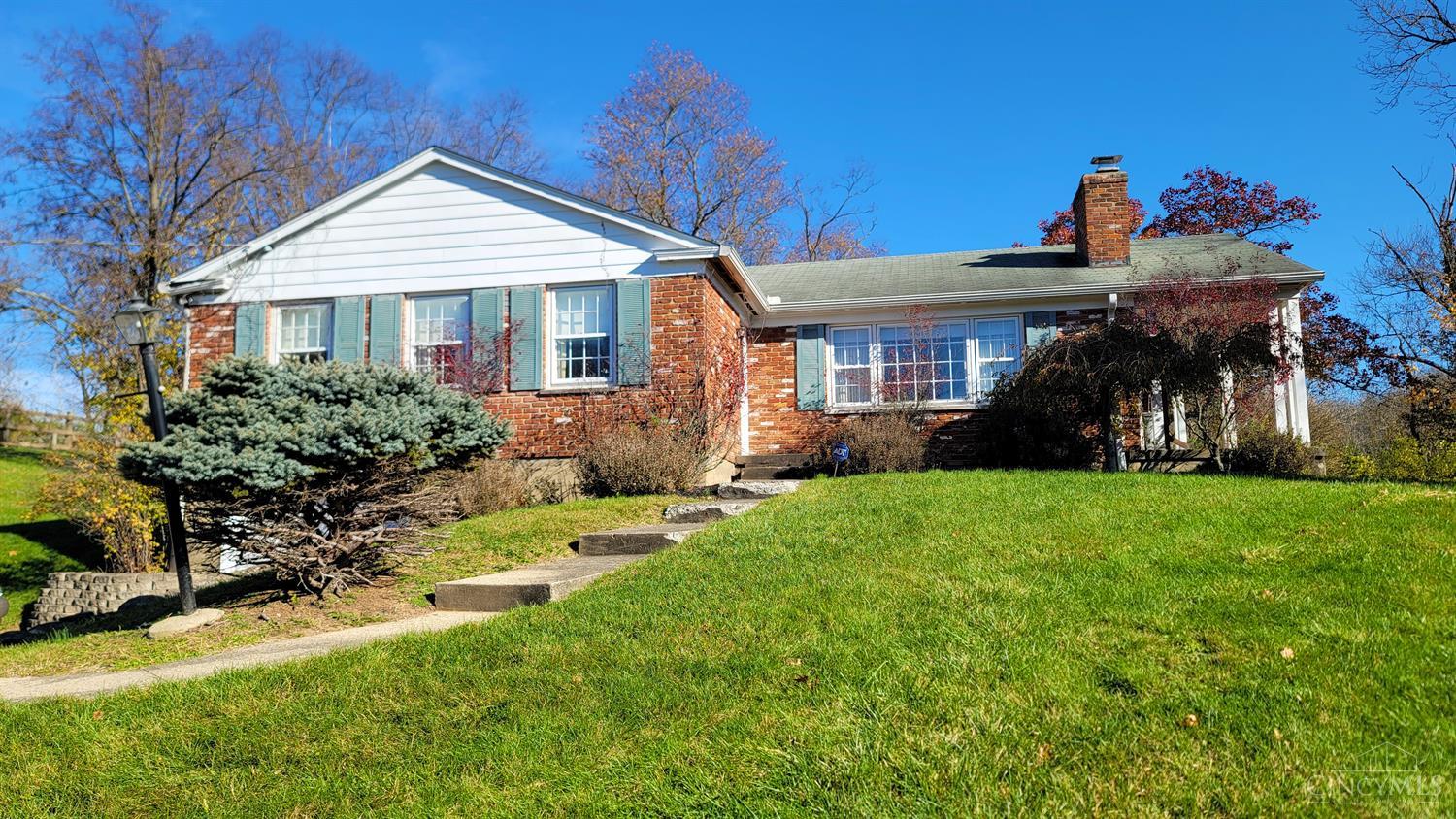 Photo of 5976 Daleview RD, Cincinnati, OH 45247