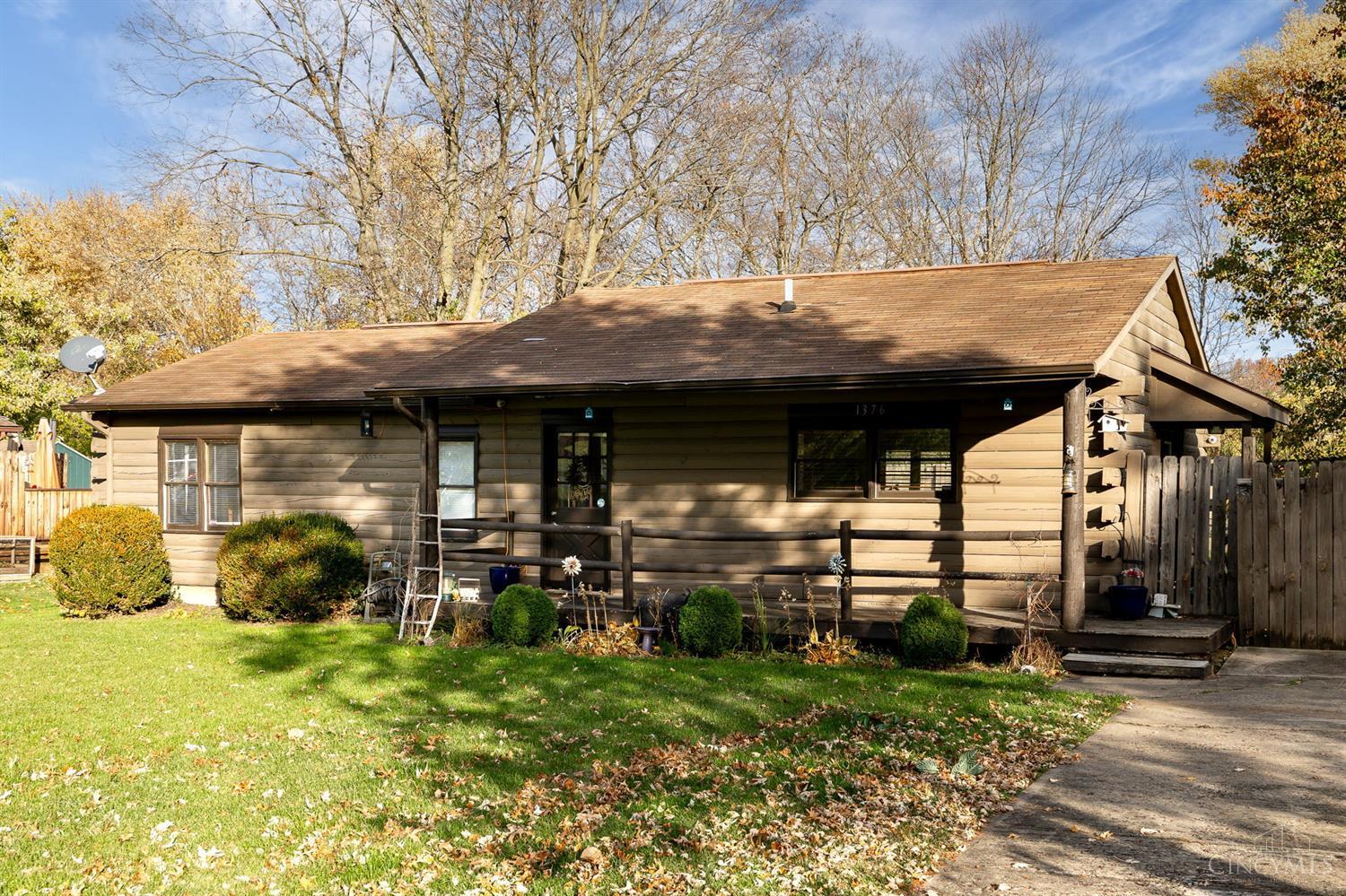 Photo of 1376 Deerfield RD, Lebanon, OH 45036