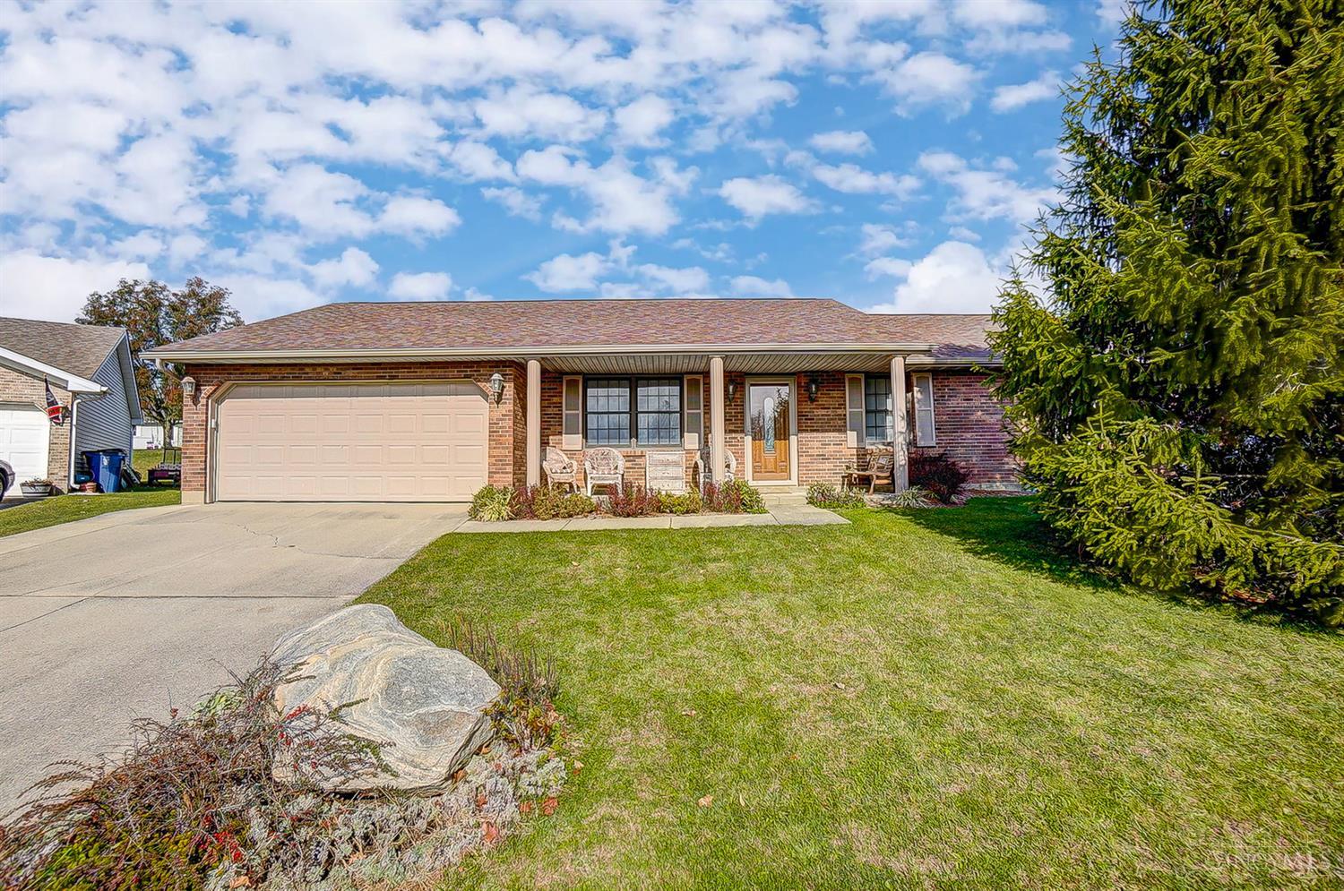 Photo of 1599 Gibraltar DR, Wilmington, OH 45177