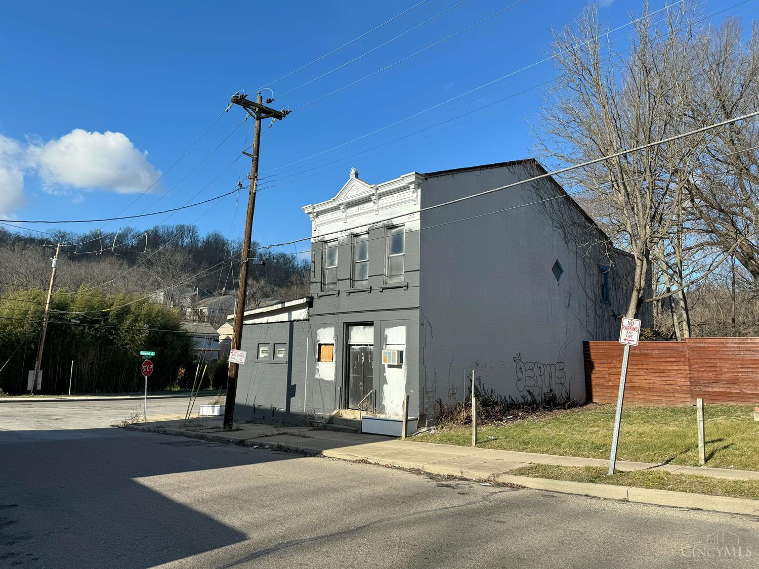 Photo of 1664 Frederick Avenue, Cincinnati, OH 45223