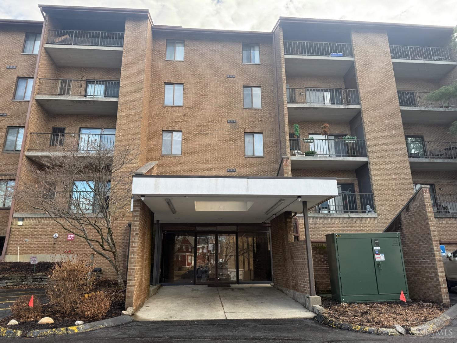 Photo of 3004 Glenmore Avenue, Cincinnati, OH 45238