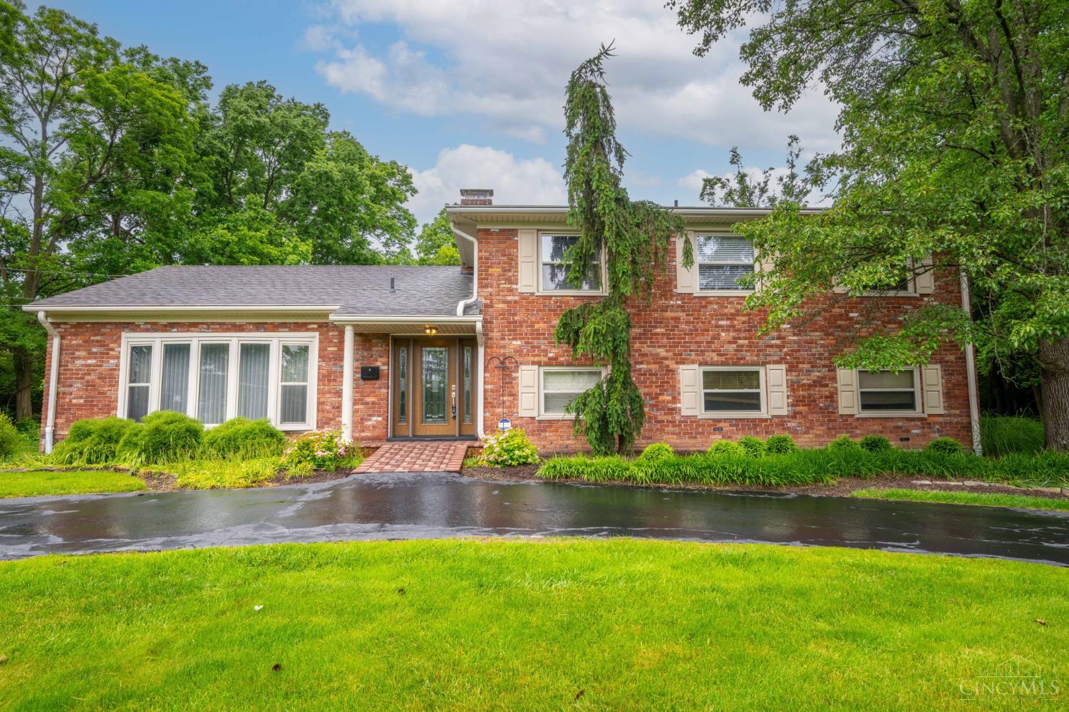 Photo of 3115 Longmeadow Ln, Amberley, OH 45236