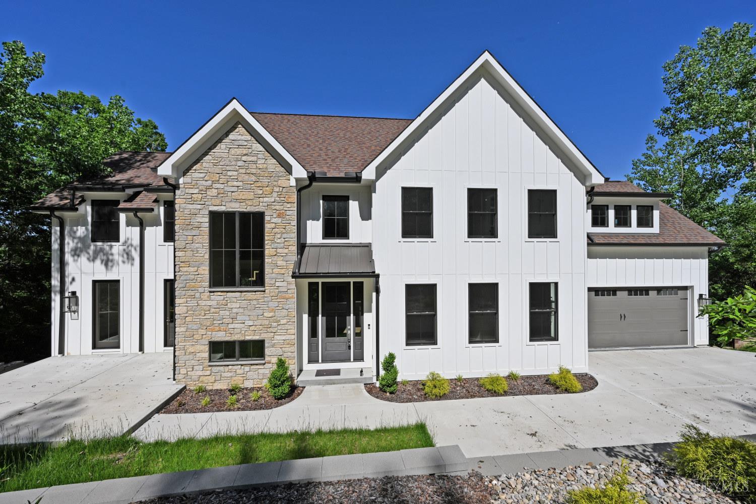 Photo of 1080 Tuscany Place, Cincinnati, OH 45226