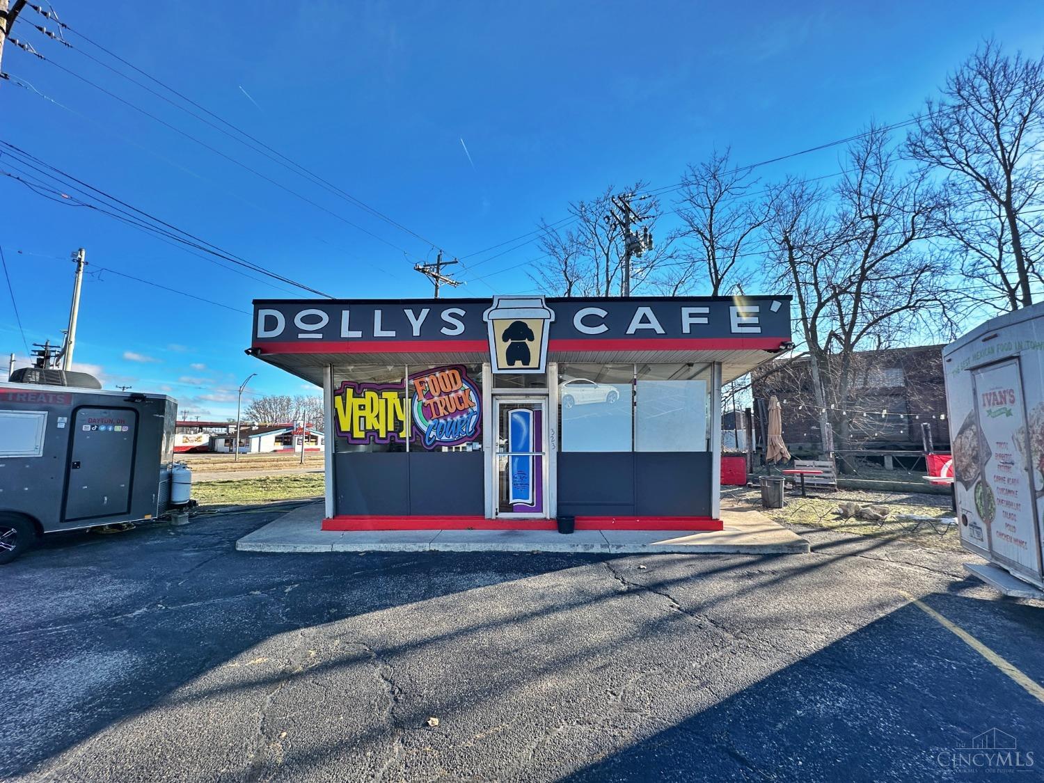 Photo of 323 N Verity Pkwy, Middletown, OH 45042