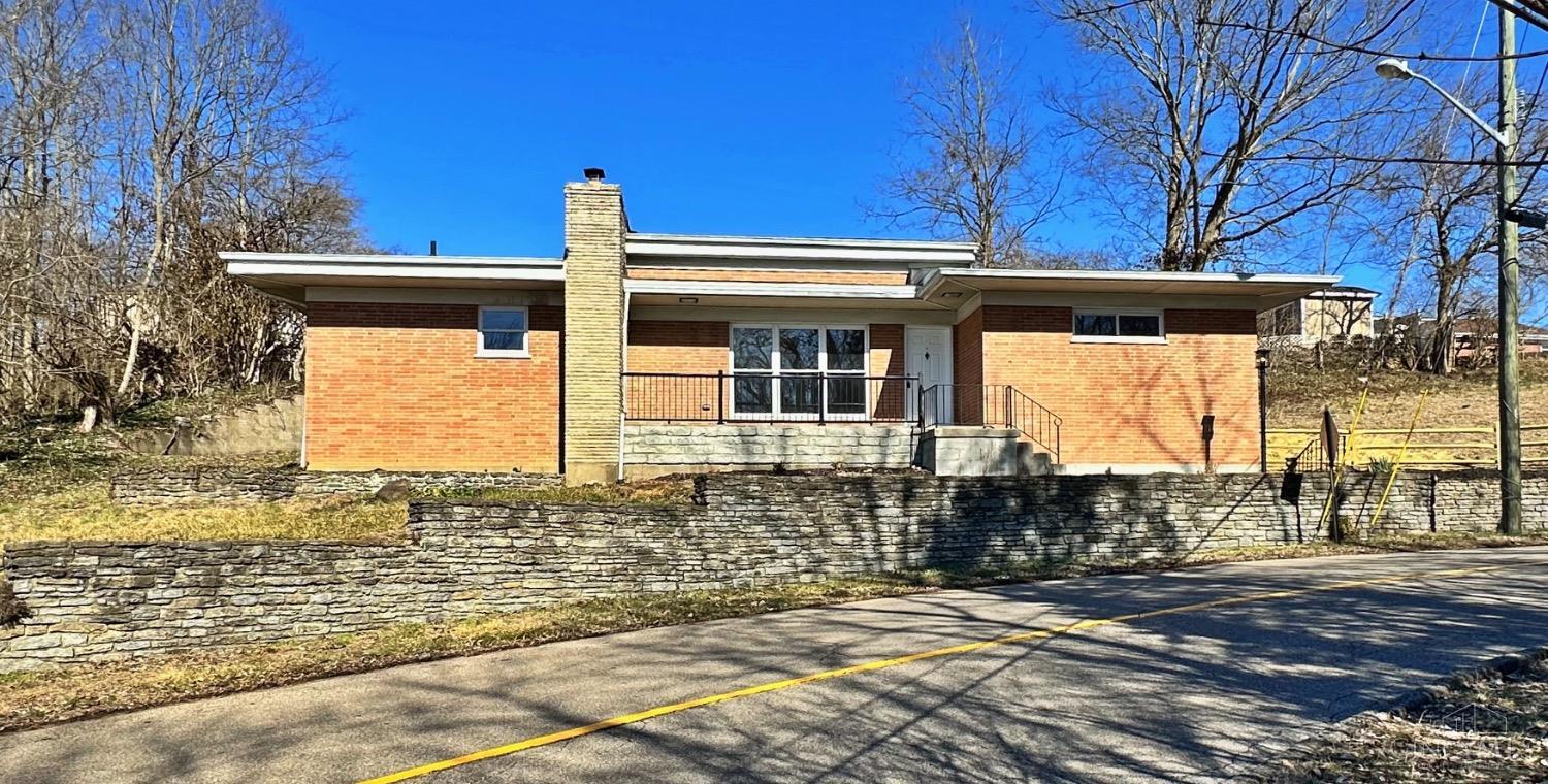 Photo of 341 N Sycamore St, Harrison, OH 45030