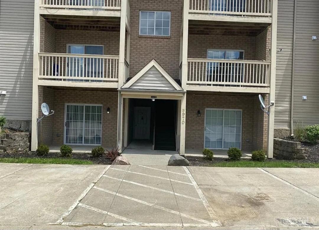 Photo of 5970 Colerain Ave 20, Green Twp, OH 45239