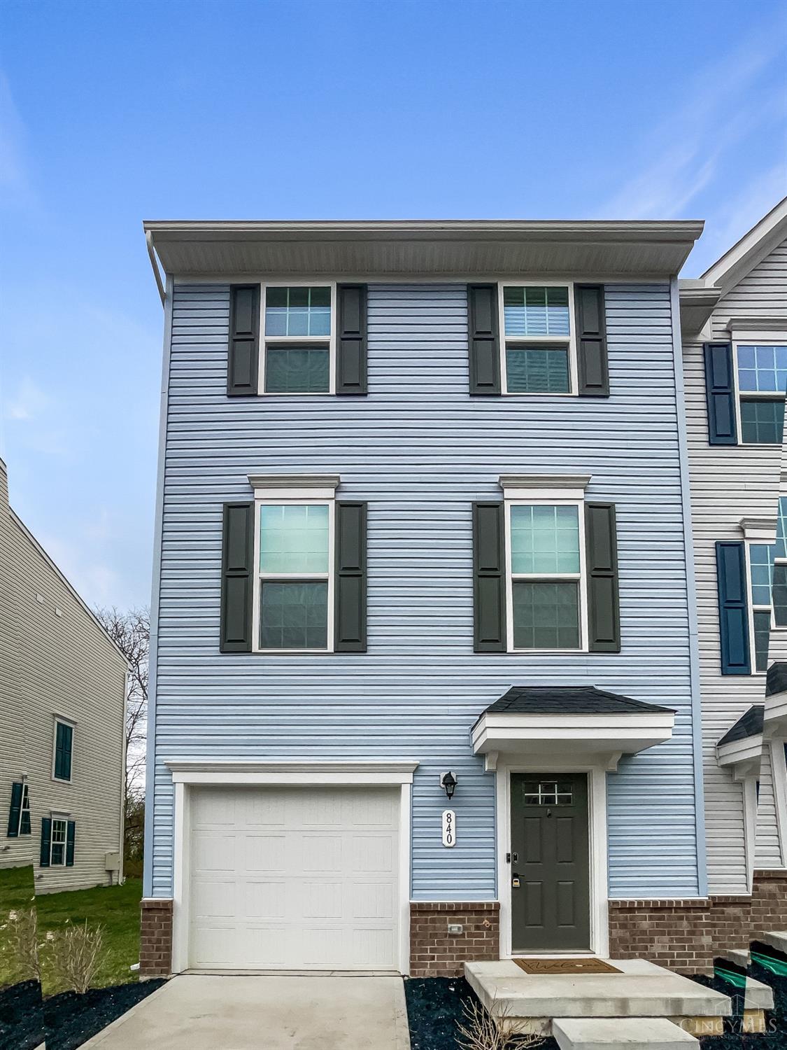 Photo of 840 Blackcomb Dr, Union Twp, OH 45244