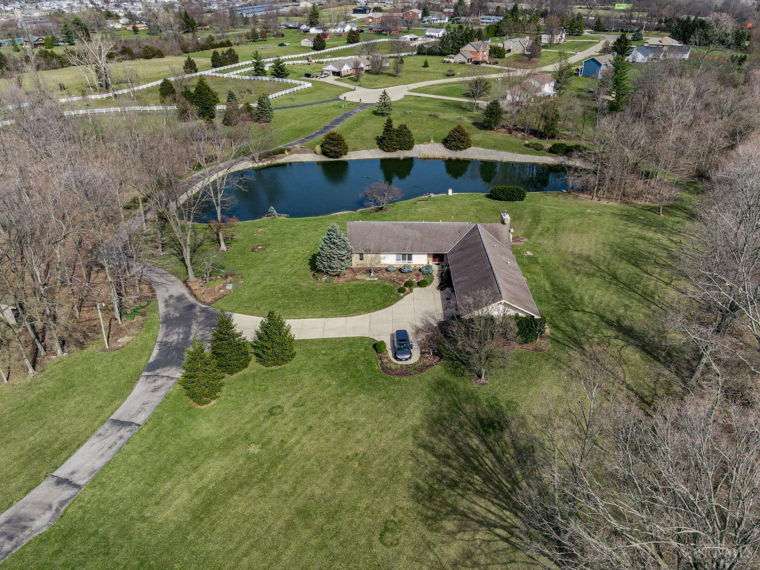 Photo of 3155 Countryside Ln, Springboro, OH 45342