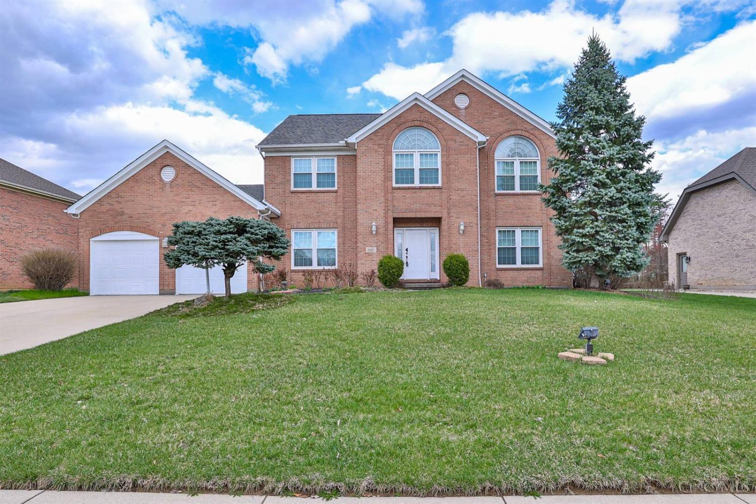 Photo of 866 Arborrun Dr, Delhi Twp, OH 45233