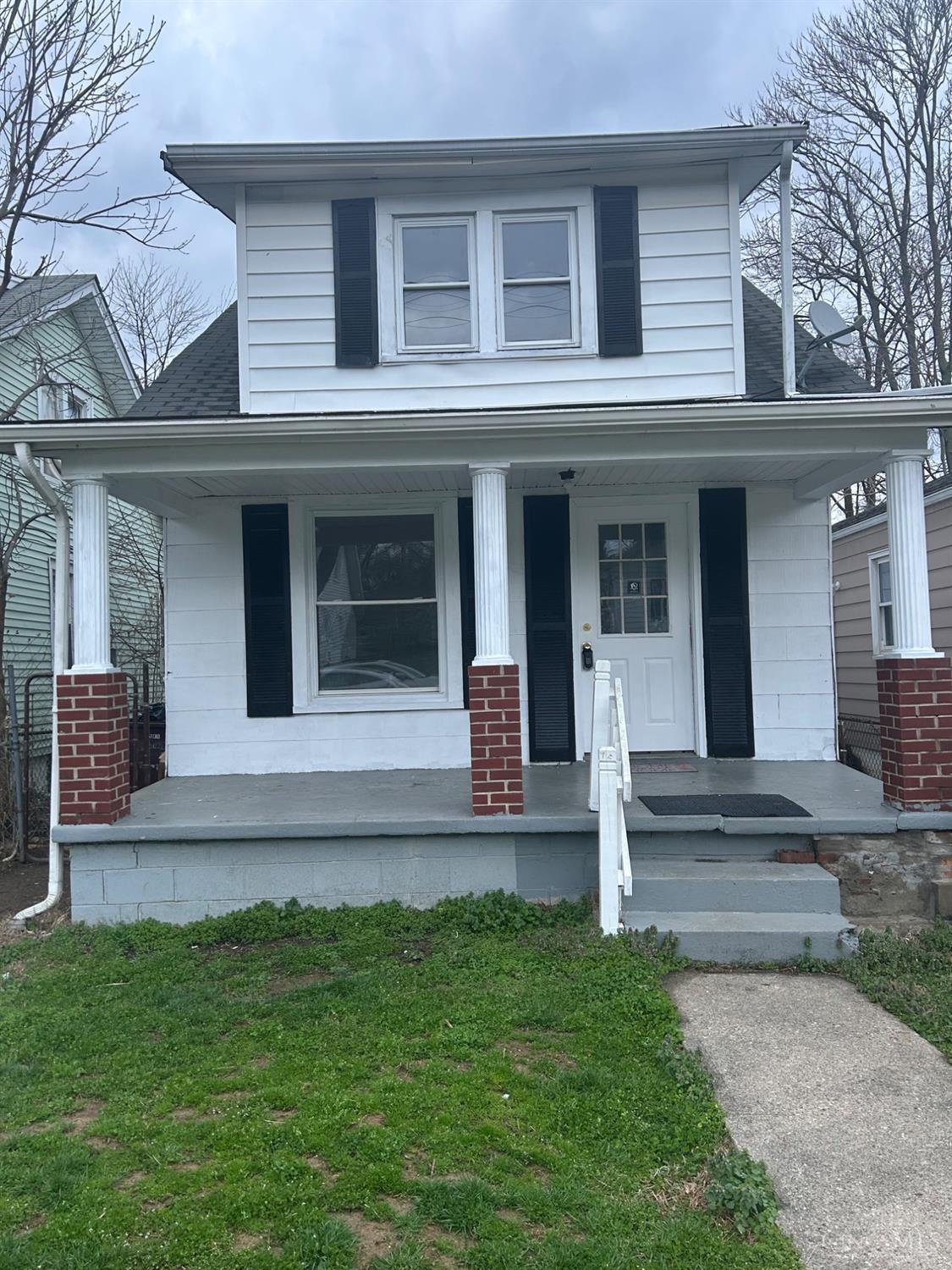 Photo of 1938 Cordova Ave, North College Hill, OH 45239