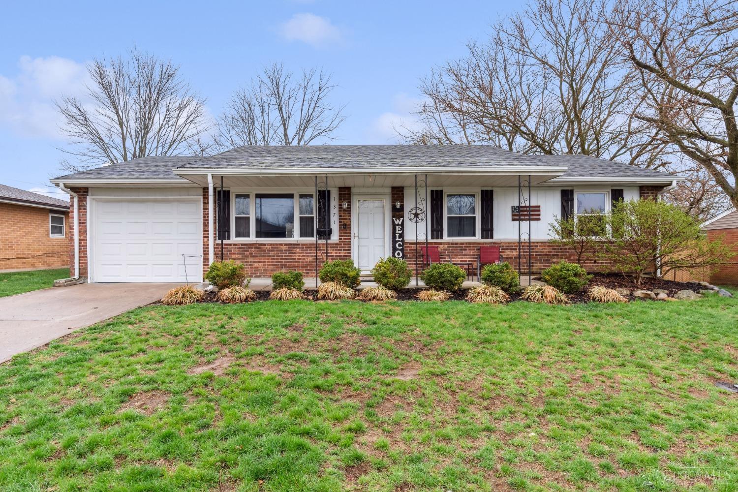 Photo of 1371 Arrowhead Trl, Xenia, OH 45385