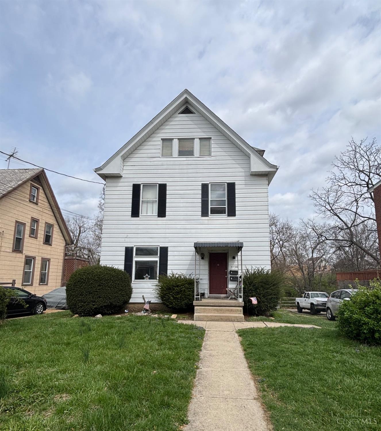 Photo of 3738 Applegate Ave, Cheviot, OH 45211