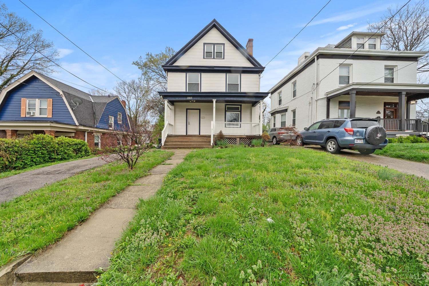 Photo of 3517 Bevis Ave, Cincinnati, OH 45207