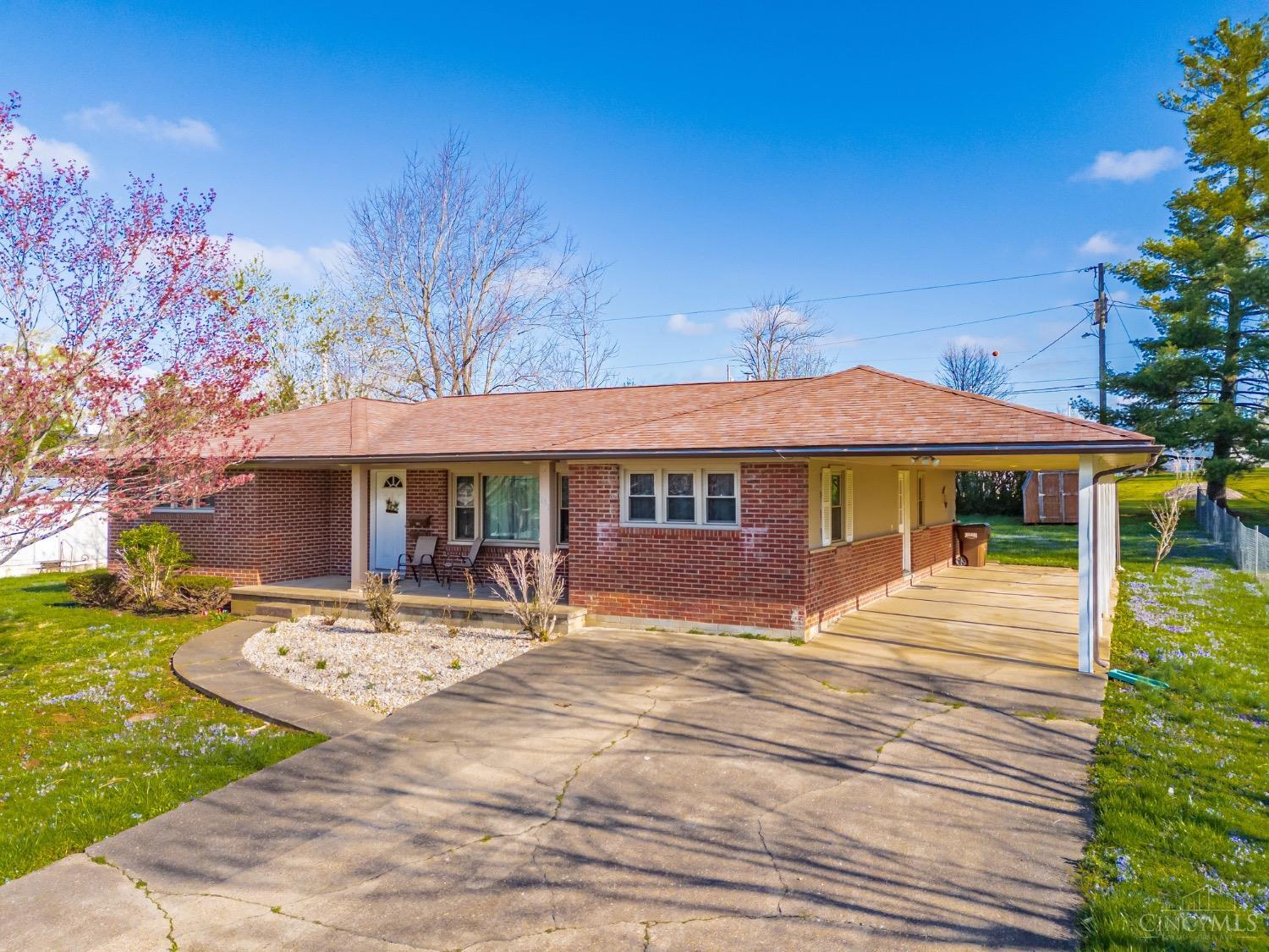 Photo of 902 E Walnut Street, West Union, OH 45693