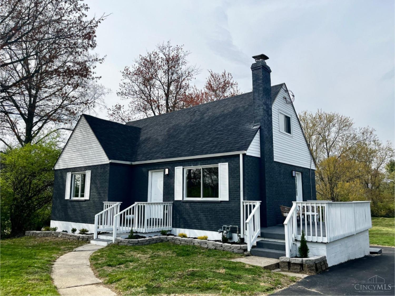 Photo of 8418 Clough Pk, Anderson Twp, OH 45244