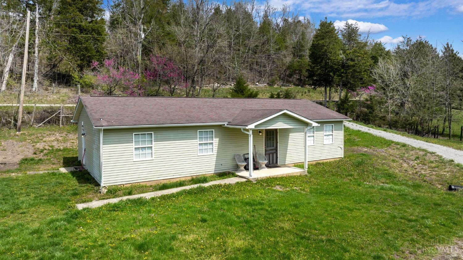 Photo of 3910 Logans Ln, West Union, OH 45693