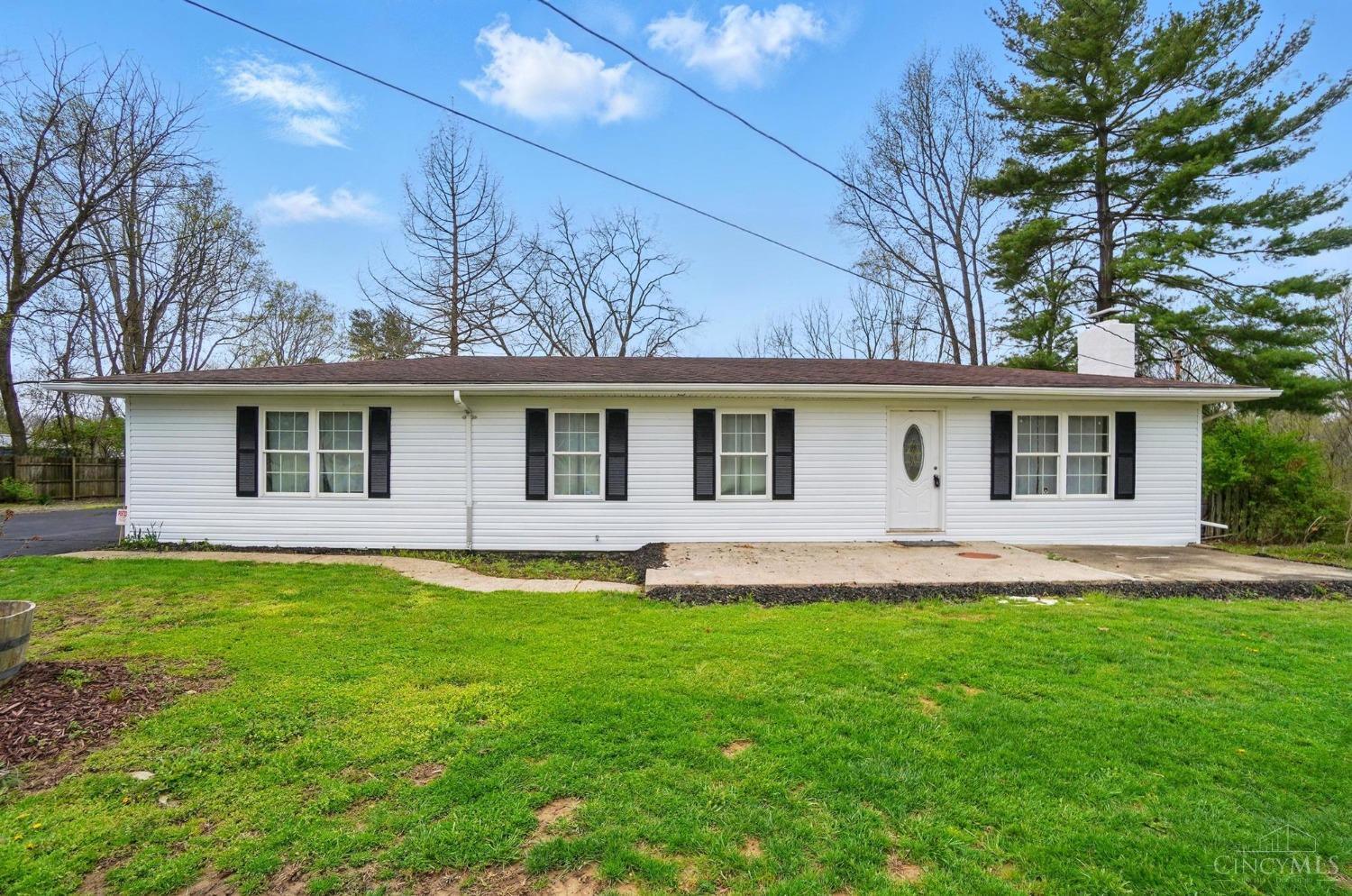 Photo of 8441 Morrow Woodville Rd, Harlan Twp, OH 45162