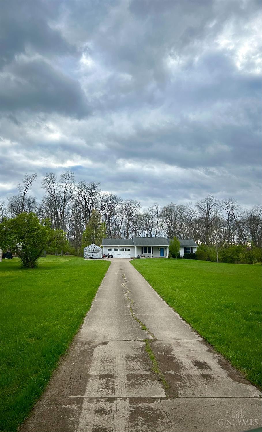 Photo of 3685 Millville Oxford Rd, Oxford Twp, OH 45056