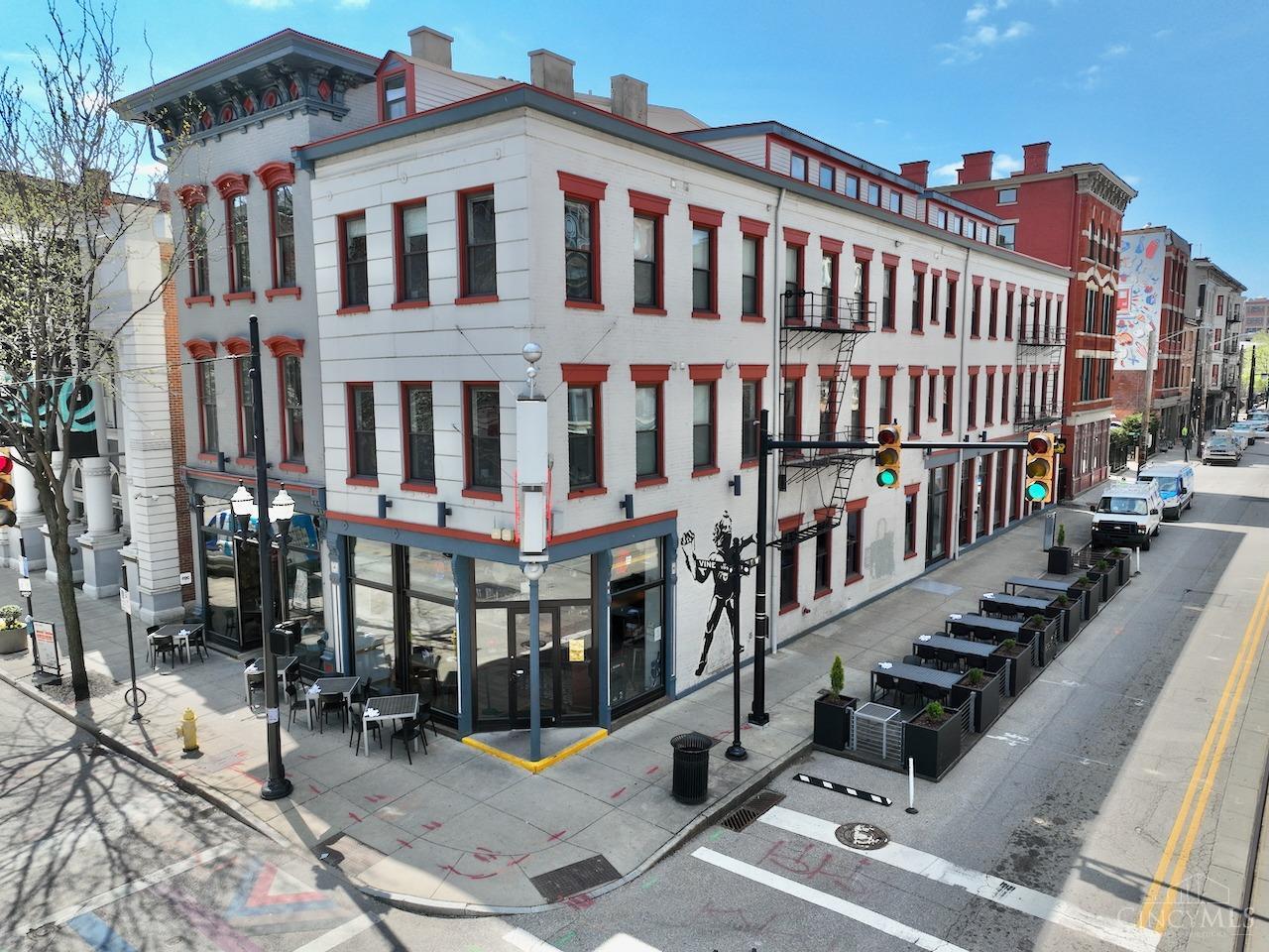 Photo of 5 W Twelfth St 3, Cincinnati, OH 45202