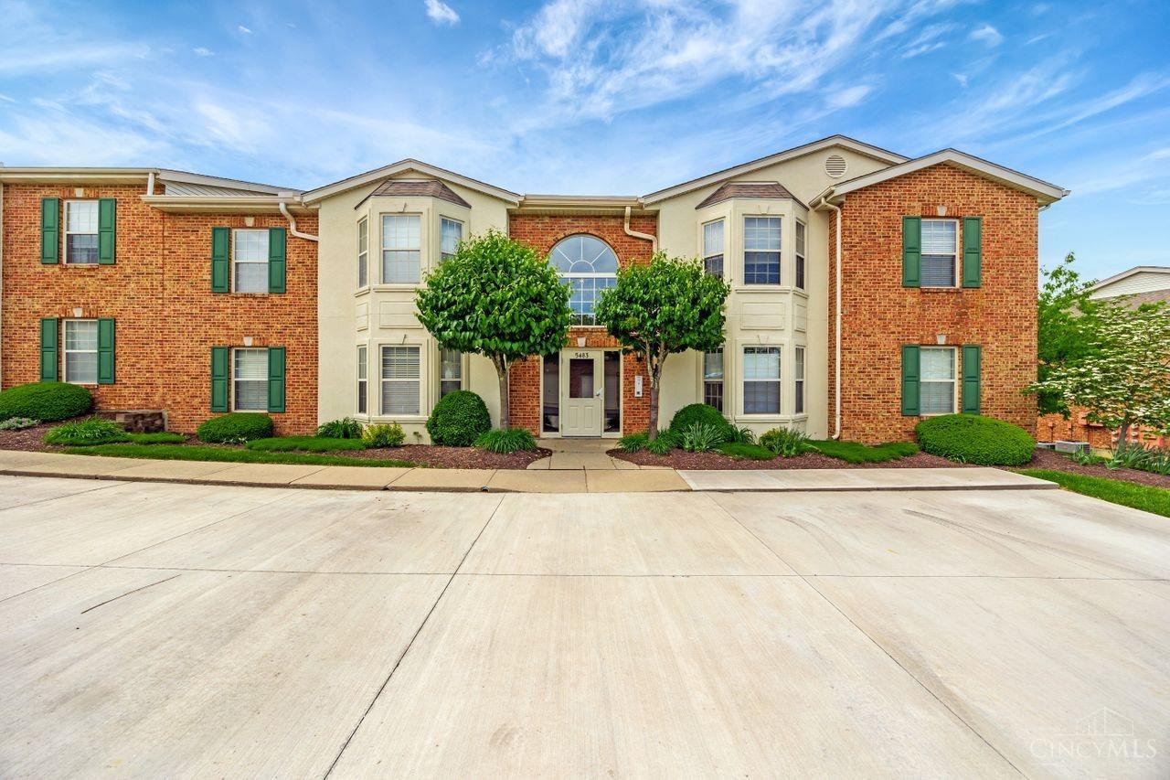 Photo of 5483 Asbury Lake Dr 40, Green Twp, OH 45247