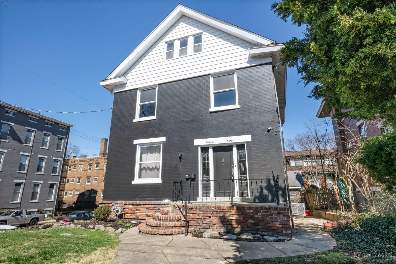 Photo of 3280 Jefferson Ave, Cincinnati, OH 45220