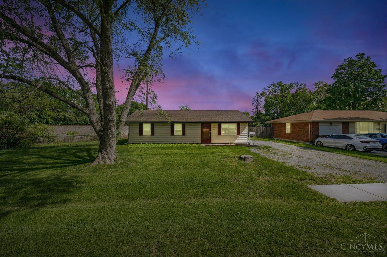 Photo of 2815 Wildwood Rd, Middletown, OH 45042
