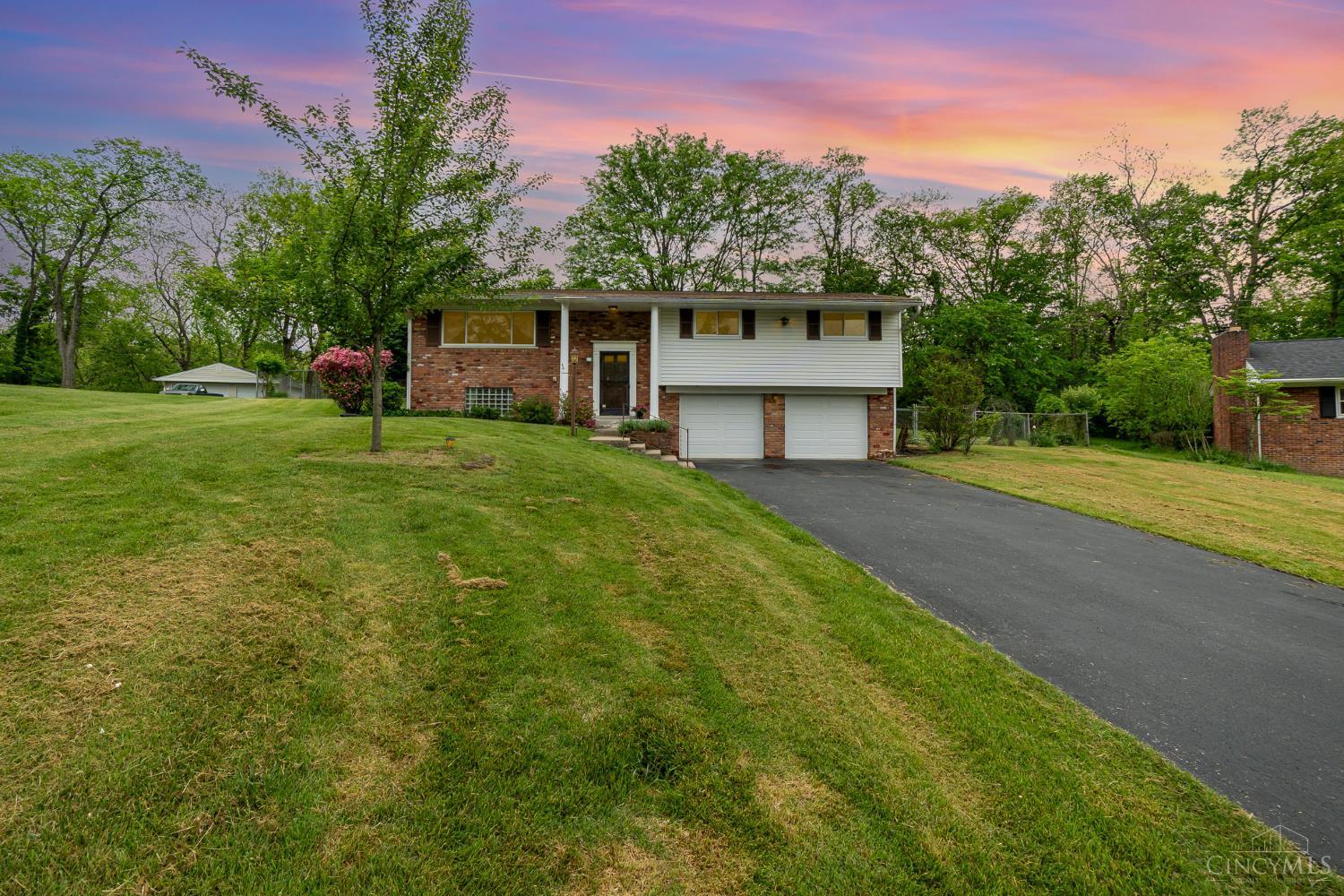 Photo of 5446 S Garrett Dr, Miami Twp, OH 45150