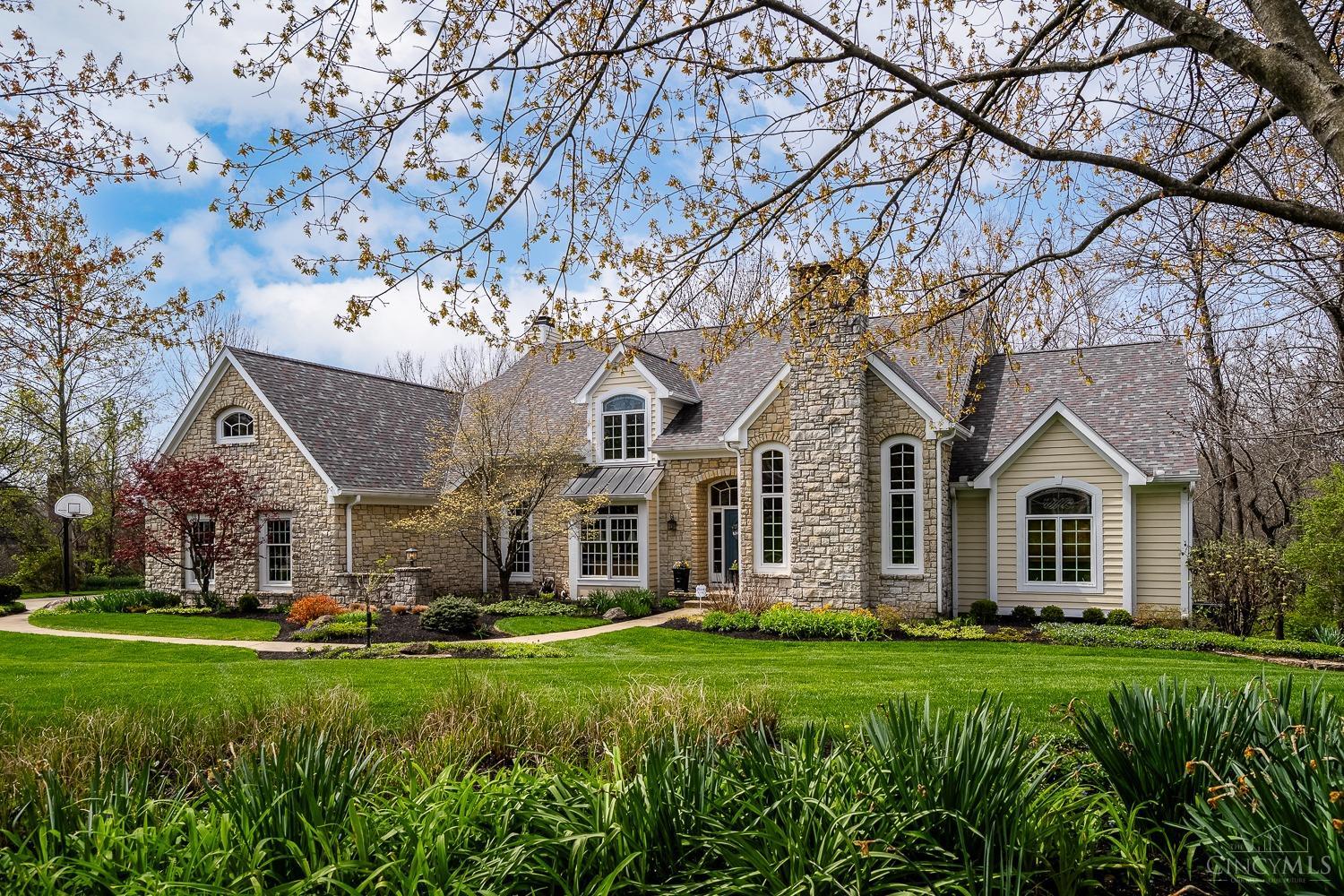 Photo of 11317 Terwilligersknoll Court, Symmes Twp, OH 45249