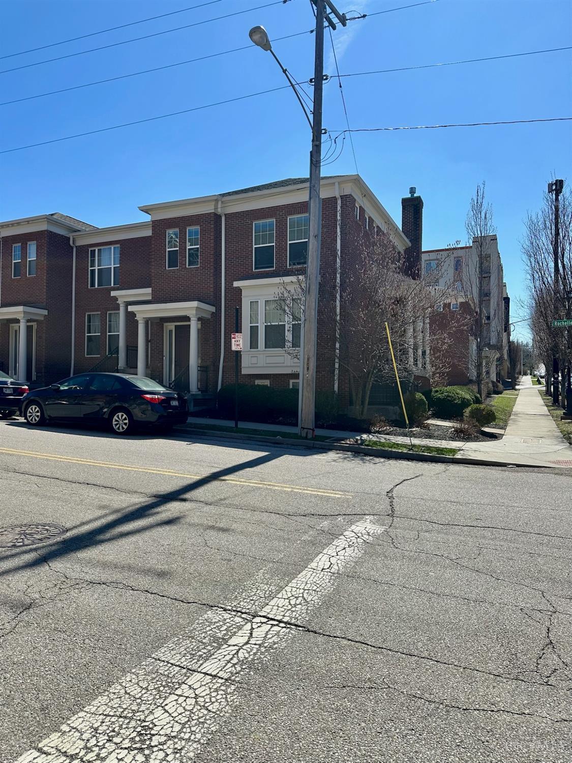 Photo of 199 E Rochelle St, Cincinnati, OH 45219