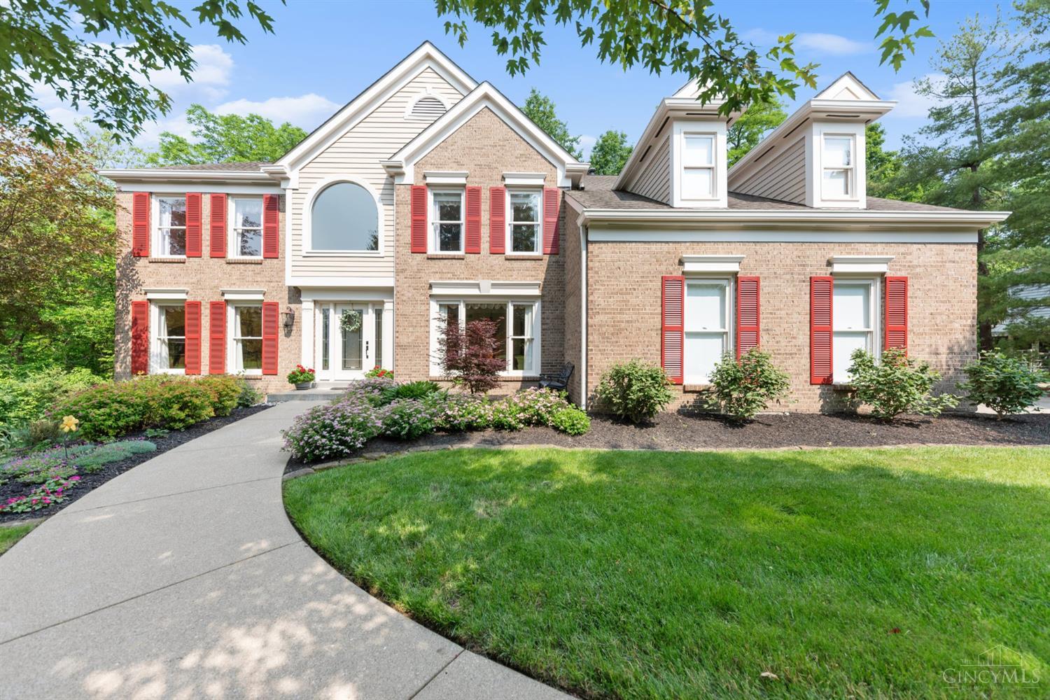 Photo of 886 Country Club Dr, Pierce Twp, OH 45245