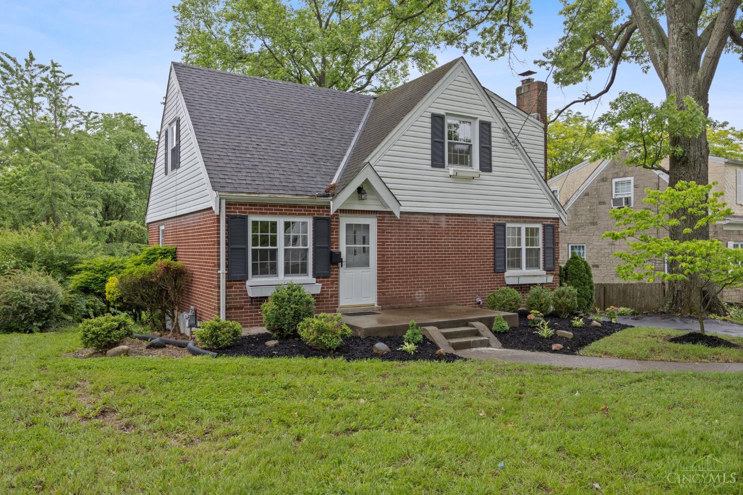 Photo of 5446 Philloret Dr, Green Twp, OH 45239
