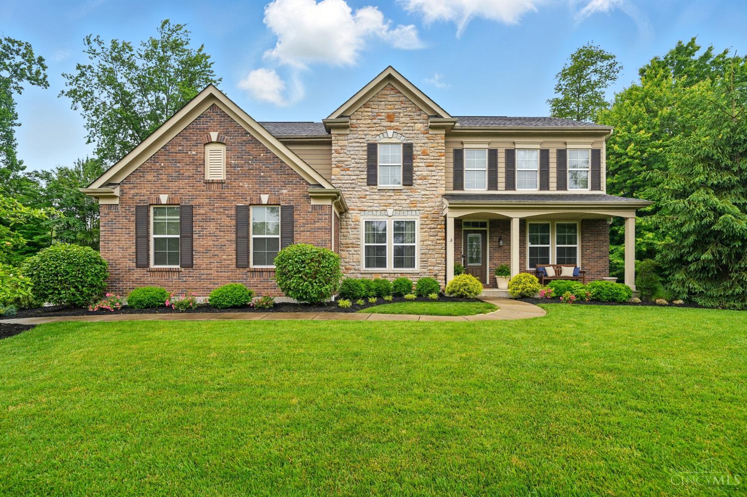 Photo of 6849 Gray Wolf Dr, Hamilton Twp, OH 45039