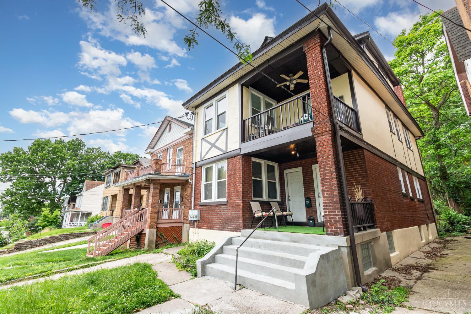 Photo of 545 Considine Ave, Cincinnati, OH 45205