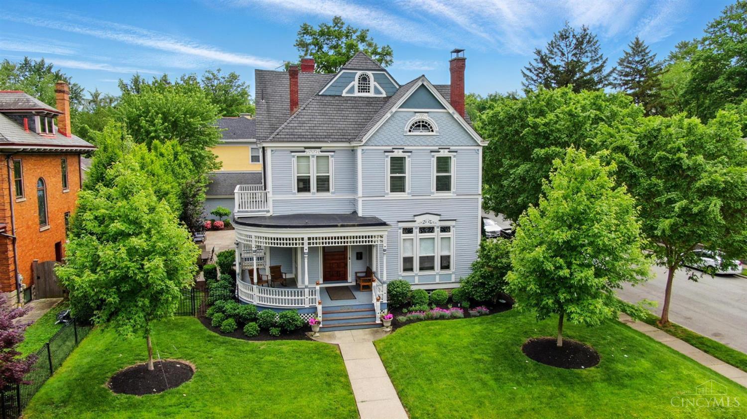 Photo of 2527 Erie Ave, Cincinnati, OH 45208