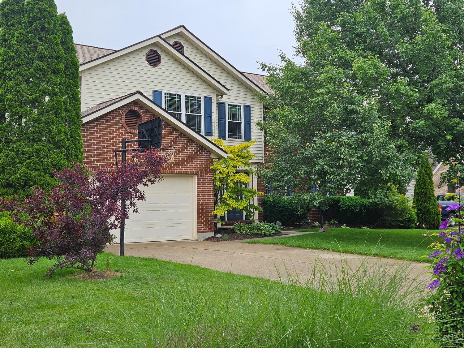 Photo of 8271 Colonial Mill Manor, West Chester, OH 45069