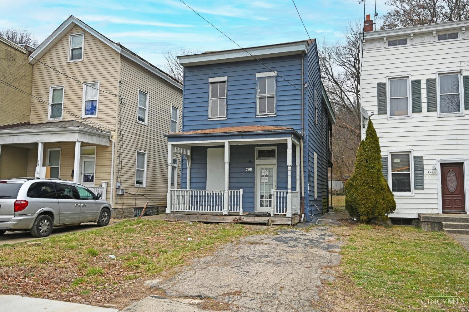 Photo of 798 Delhi Ave, Cincinnati, OH 45204