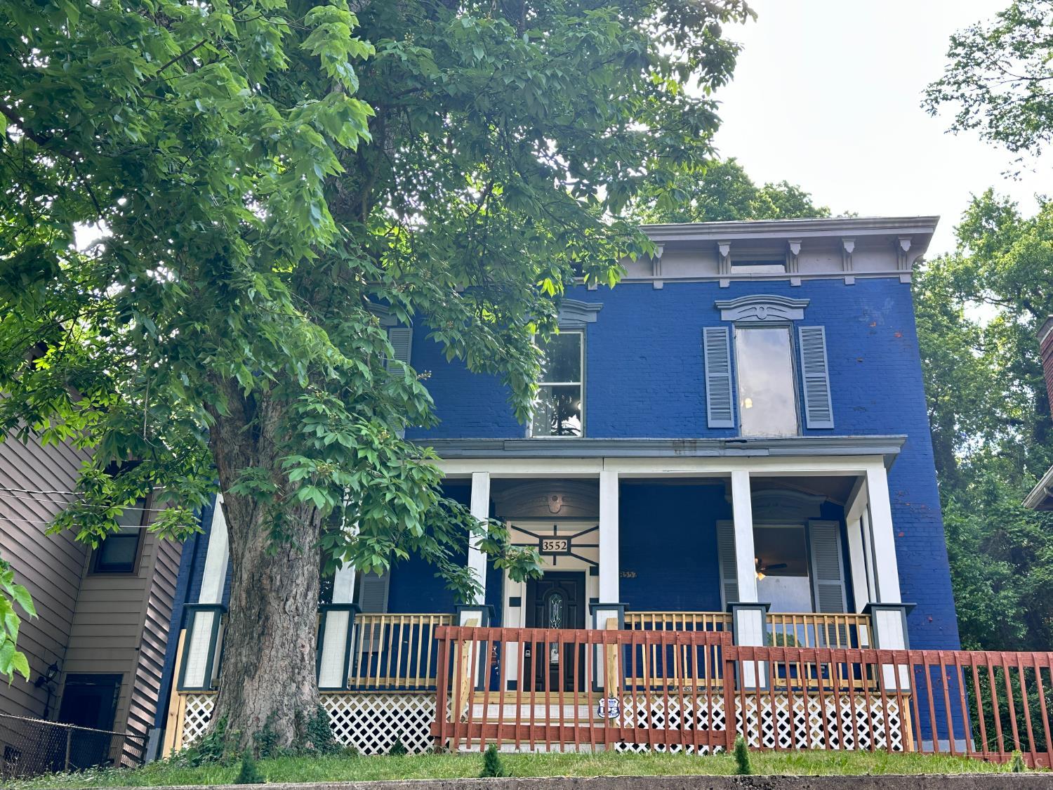 Photo of 3552 Vine St, Cincinnati, OH 45220