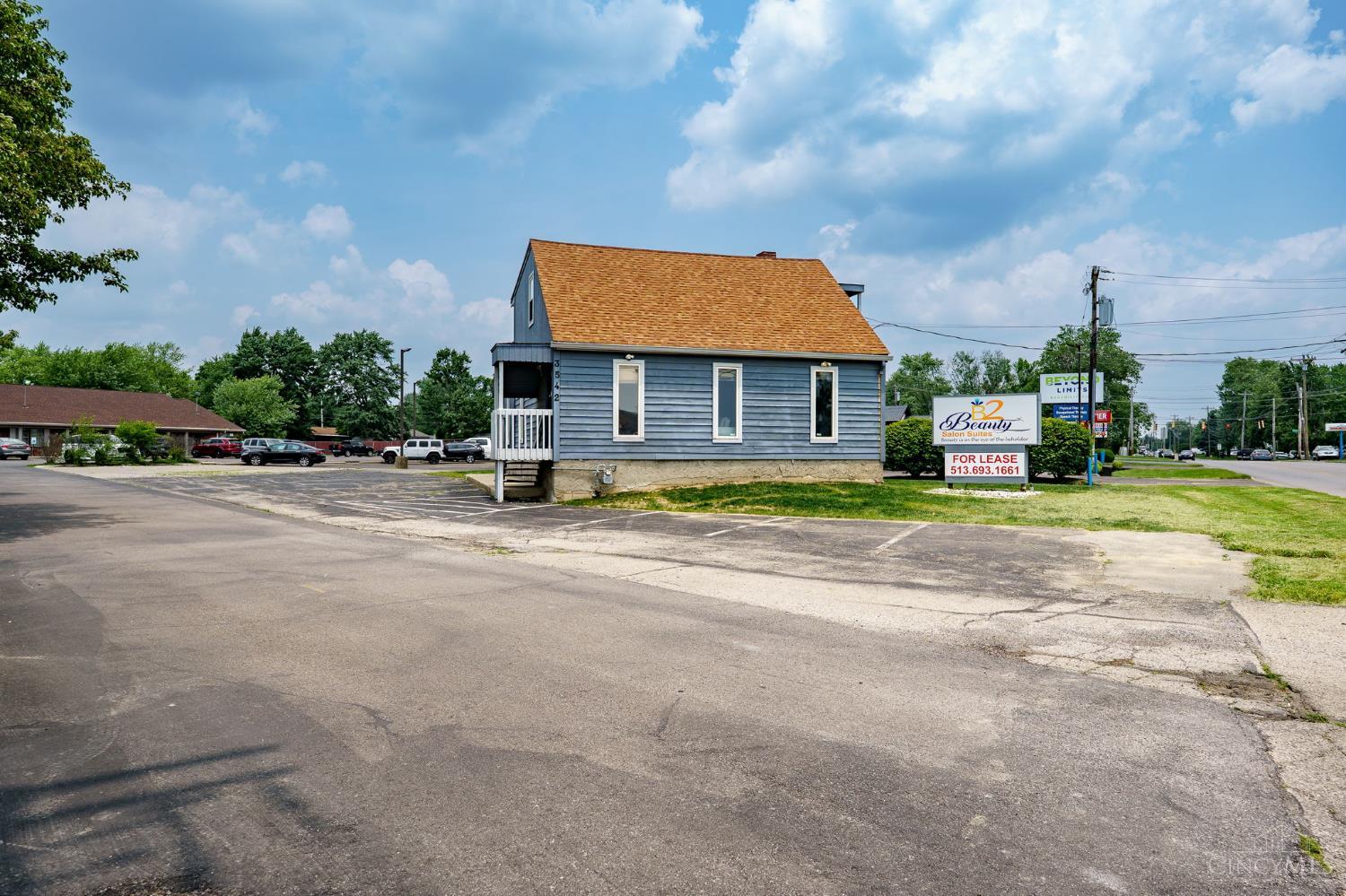 Photo of 3542 Springdale Rd, Colerain Twp, OH 45251