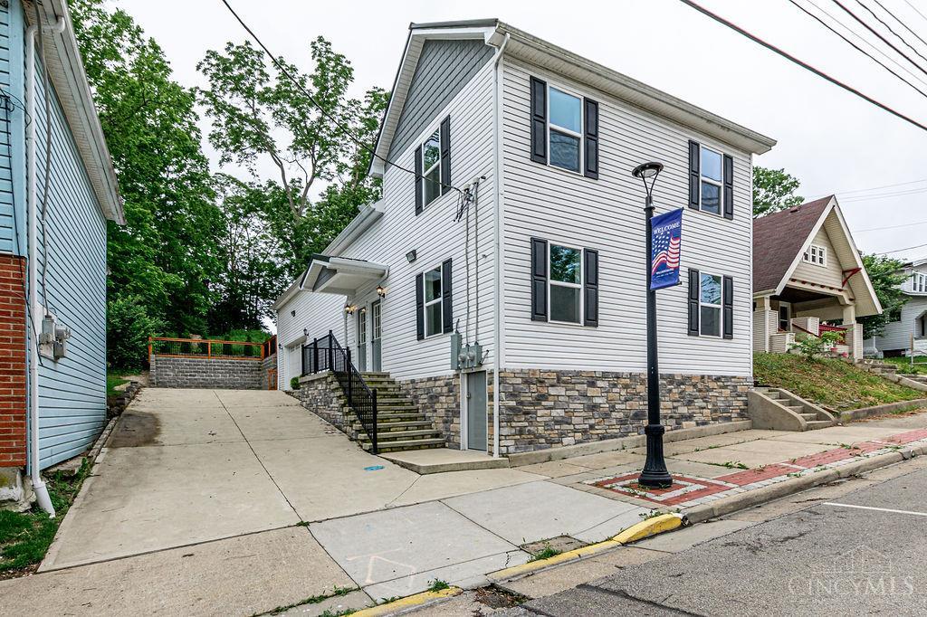 Photo of 431 Main St, Williamsburg, OH 45176