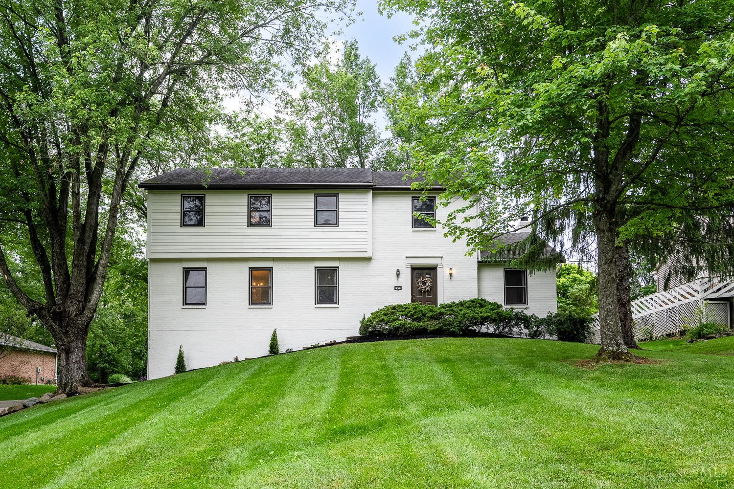 Photo of 9533 Hopewell Road, Symmes Twp, OH 45249
