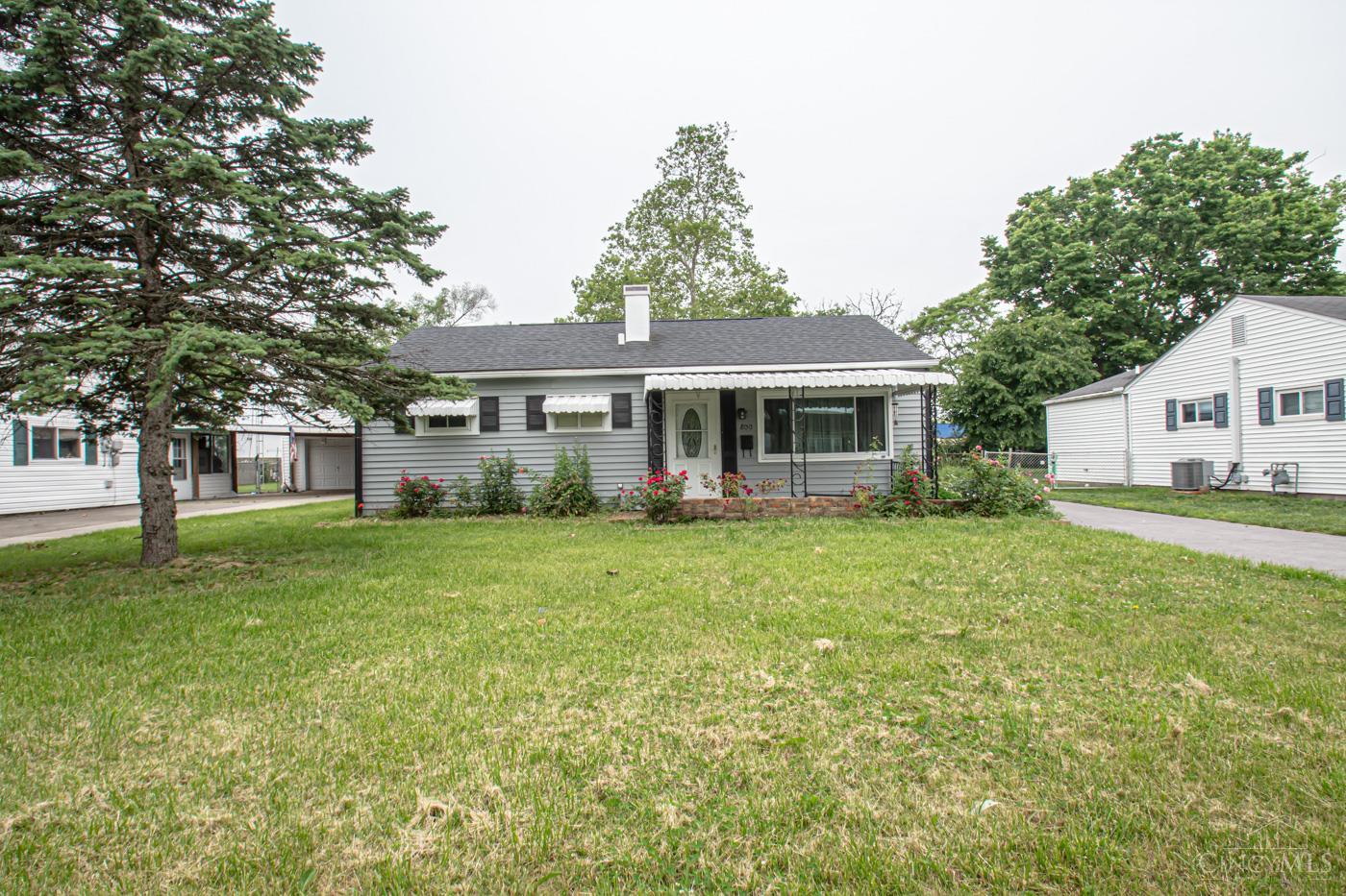 Photo of 800 Richardson Dr, Middletown, OH 45042
