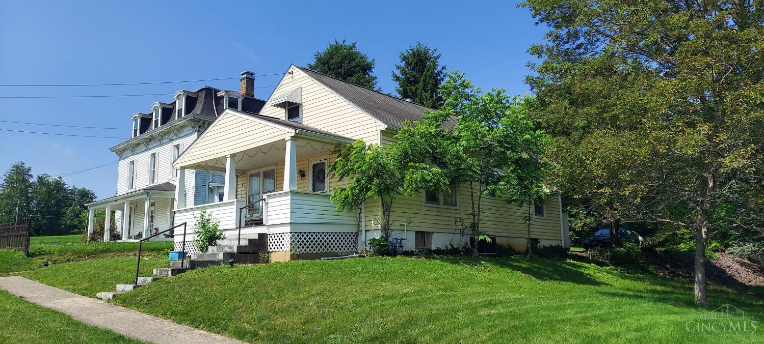 Photo of 607 S High St, Hillsboro, OH 45133