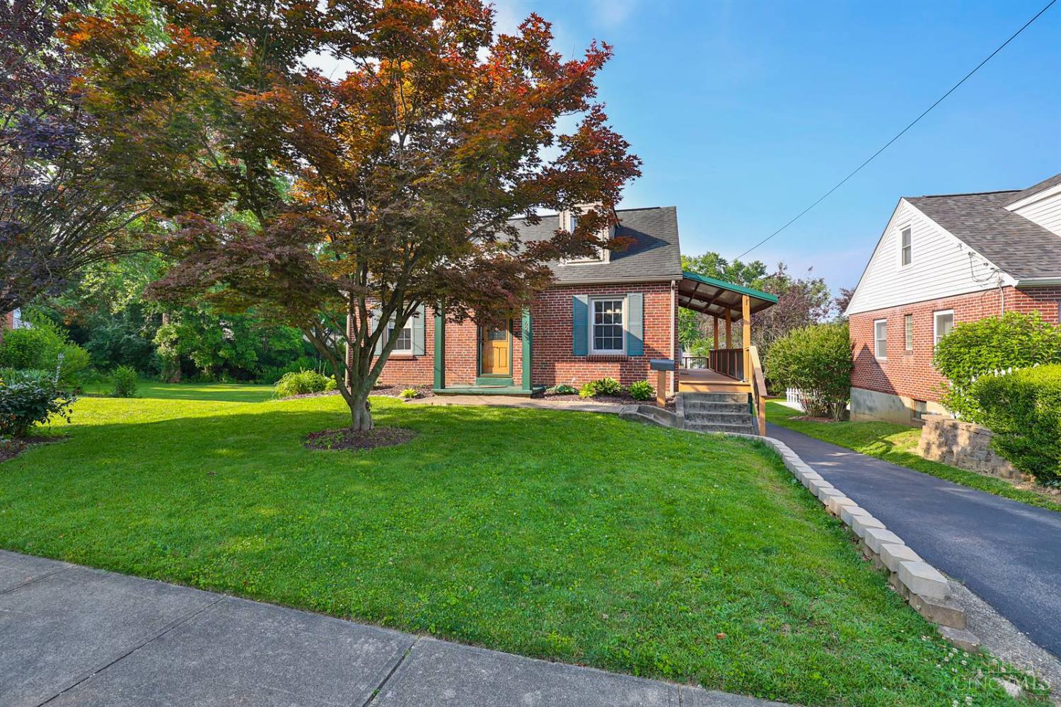 Photo of 6933 Edith St, Newtown, OH 45244