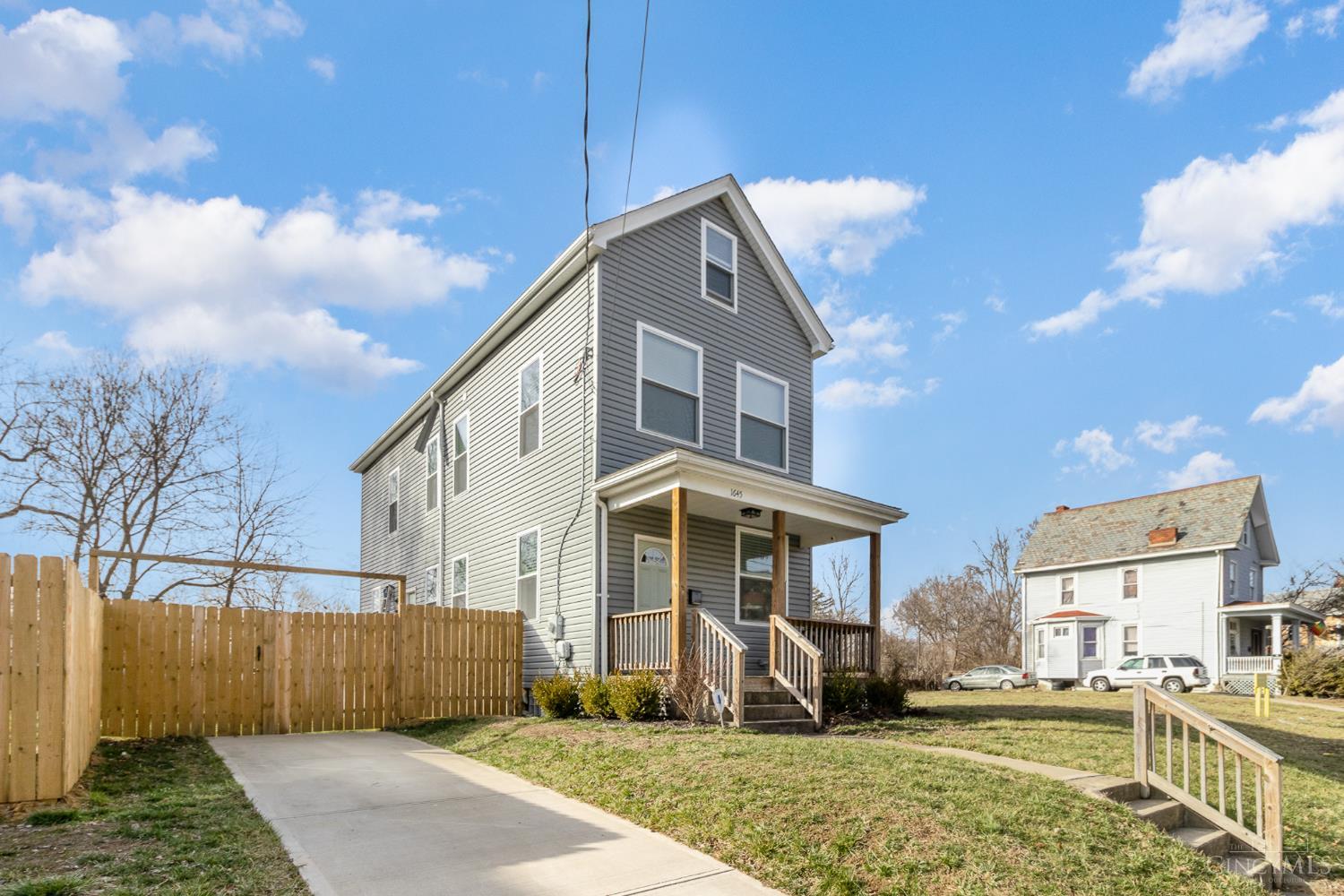 Photo of 1645 Iliff Avenue, Cincinnati, OH 45205