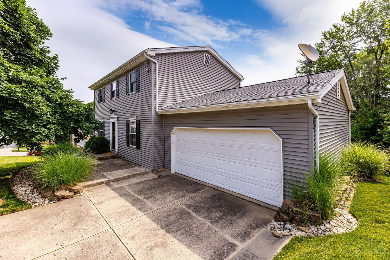 Photo of 5477 Dengail Dr, Delhi Twp, OH 45238