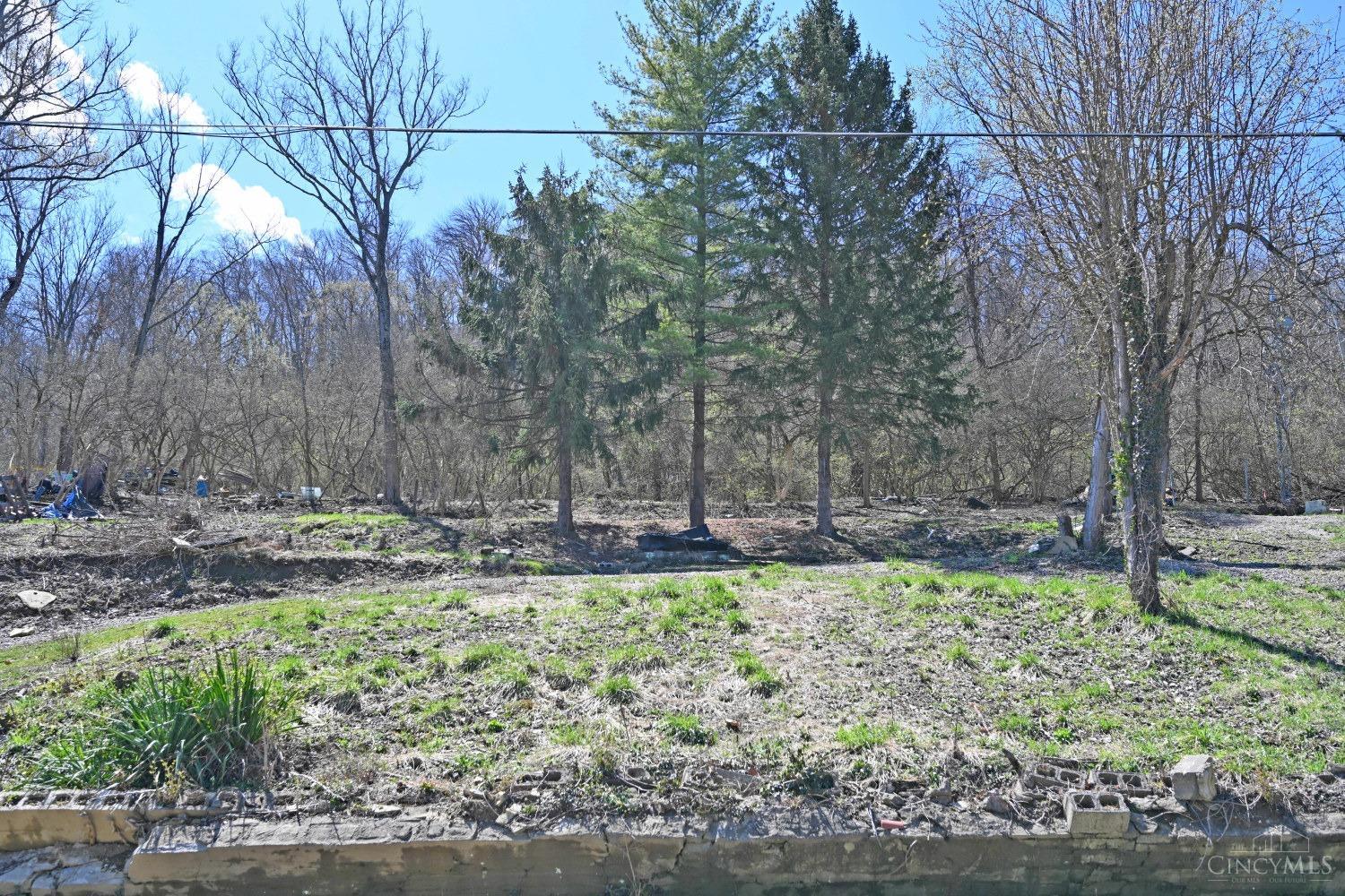 Photo of 9807 Miamiview Road, Miami Twp, OH 45052