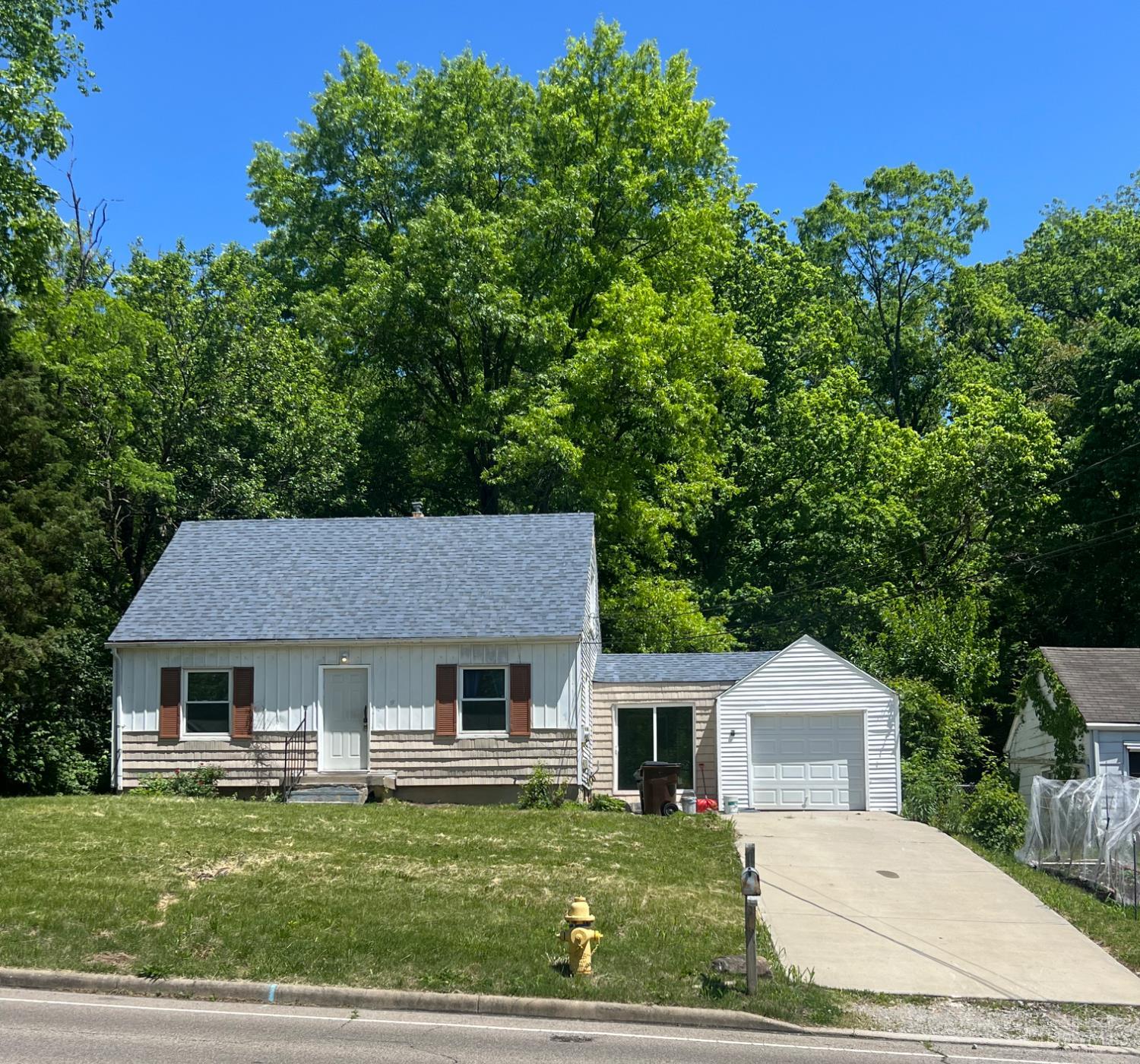 Photo of 6236 Stewart Rd, Silverton, OH 45227