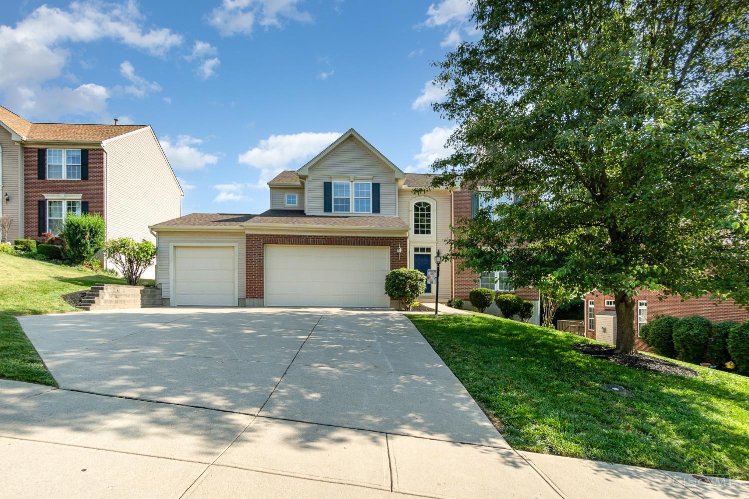 Photo of 544 Mitchell Way Ct, Delhi Twp, OH 45238